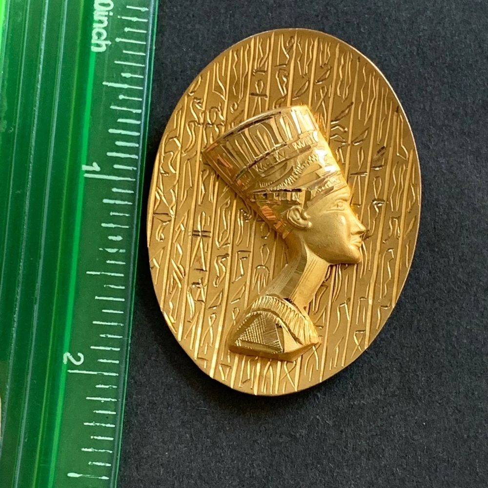 14k gold Egyptian Queen Brooch or Pendant. X-Large size! - Picture 2 of 9